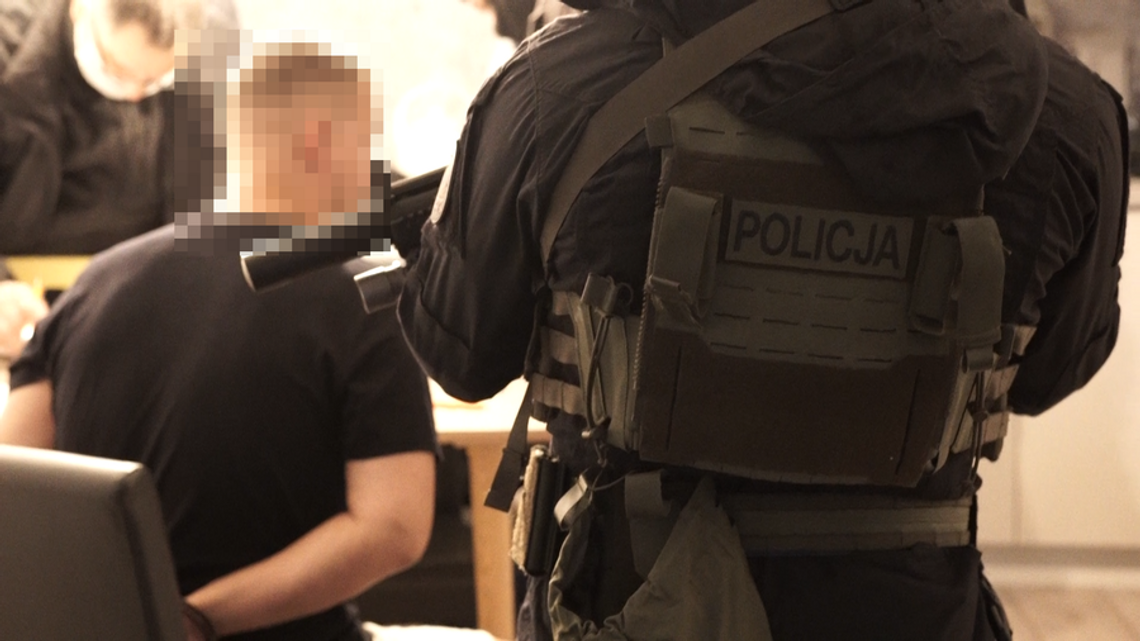 Zamieszani w kradzieże z włamaniem do salonów jubilerskich zatrzymani przez policjantów z Gdańska
