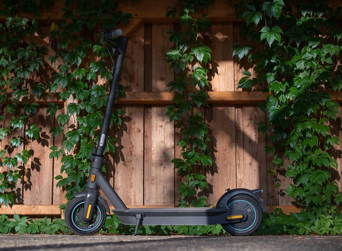 Zasady korzystania z hulajnóg elektrycznych, urządzeń transportu osobistego, urządzeń wspomagających ruch – wybrane zmiany w przepisach